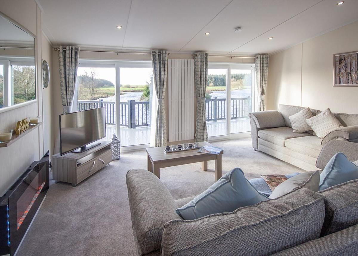 Westlands Country Park Hotel Annan Exterior foto